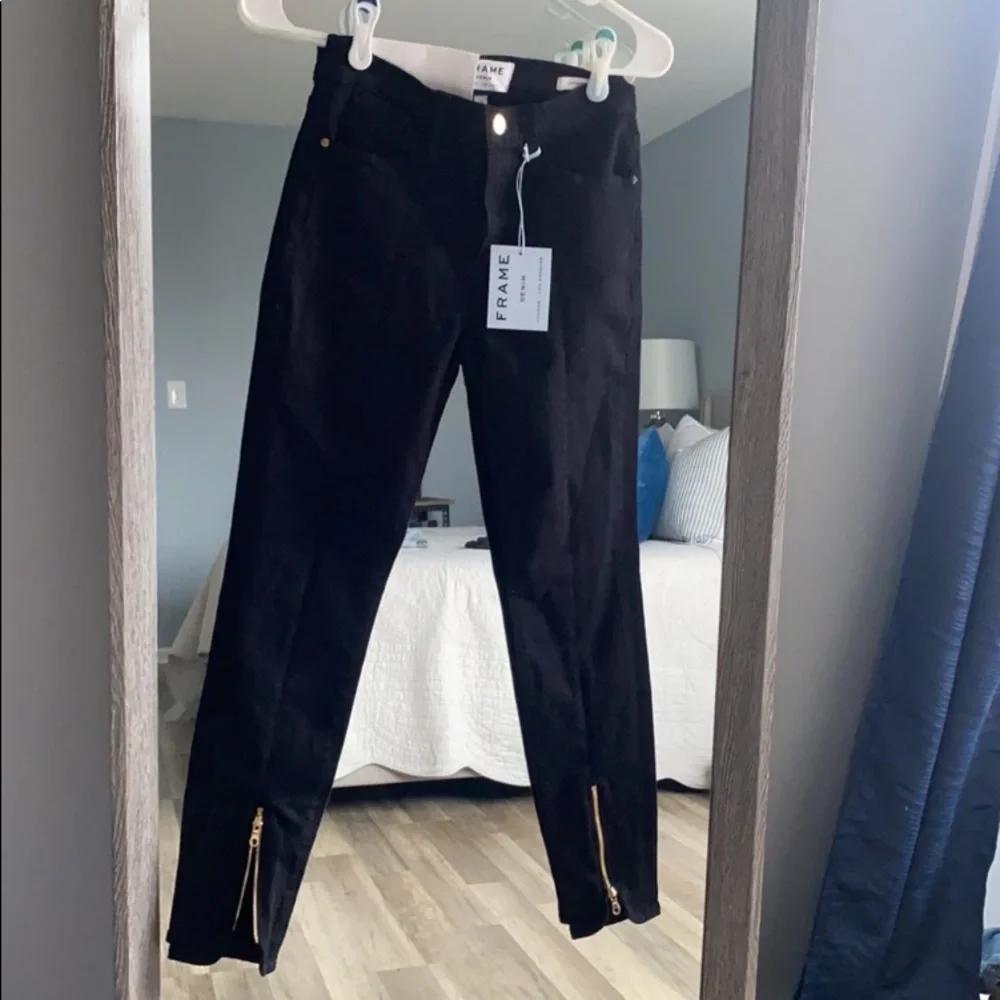 Frame Jeans - Picture 2 of 3